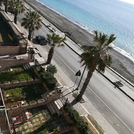 Solosole Lägenhet SantʼAlessio Siculo